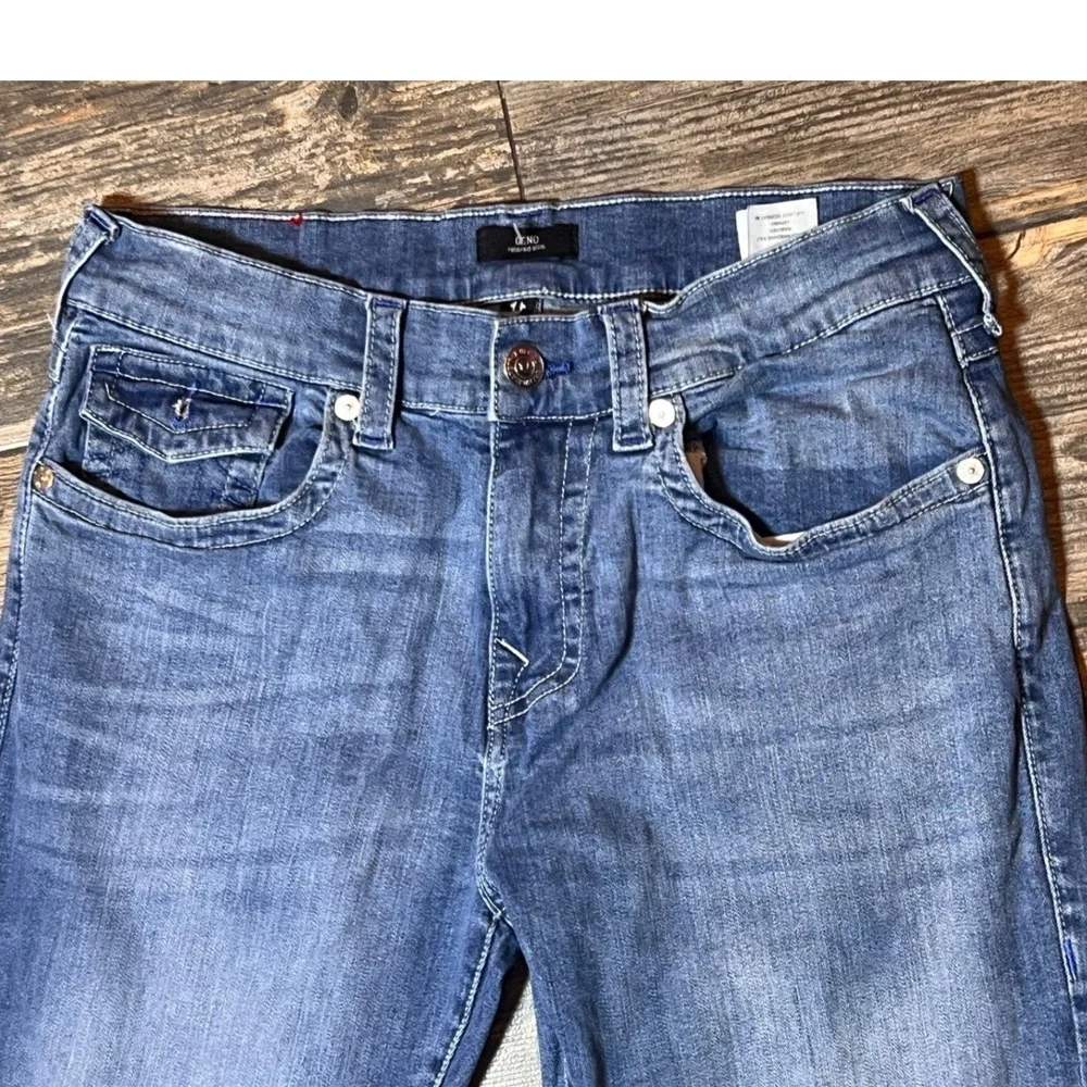 True Religion Geno Relaxed Slim Jeans Mens 34x33 Denim Pants Whiskered Horseshoe